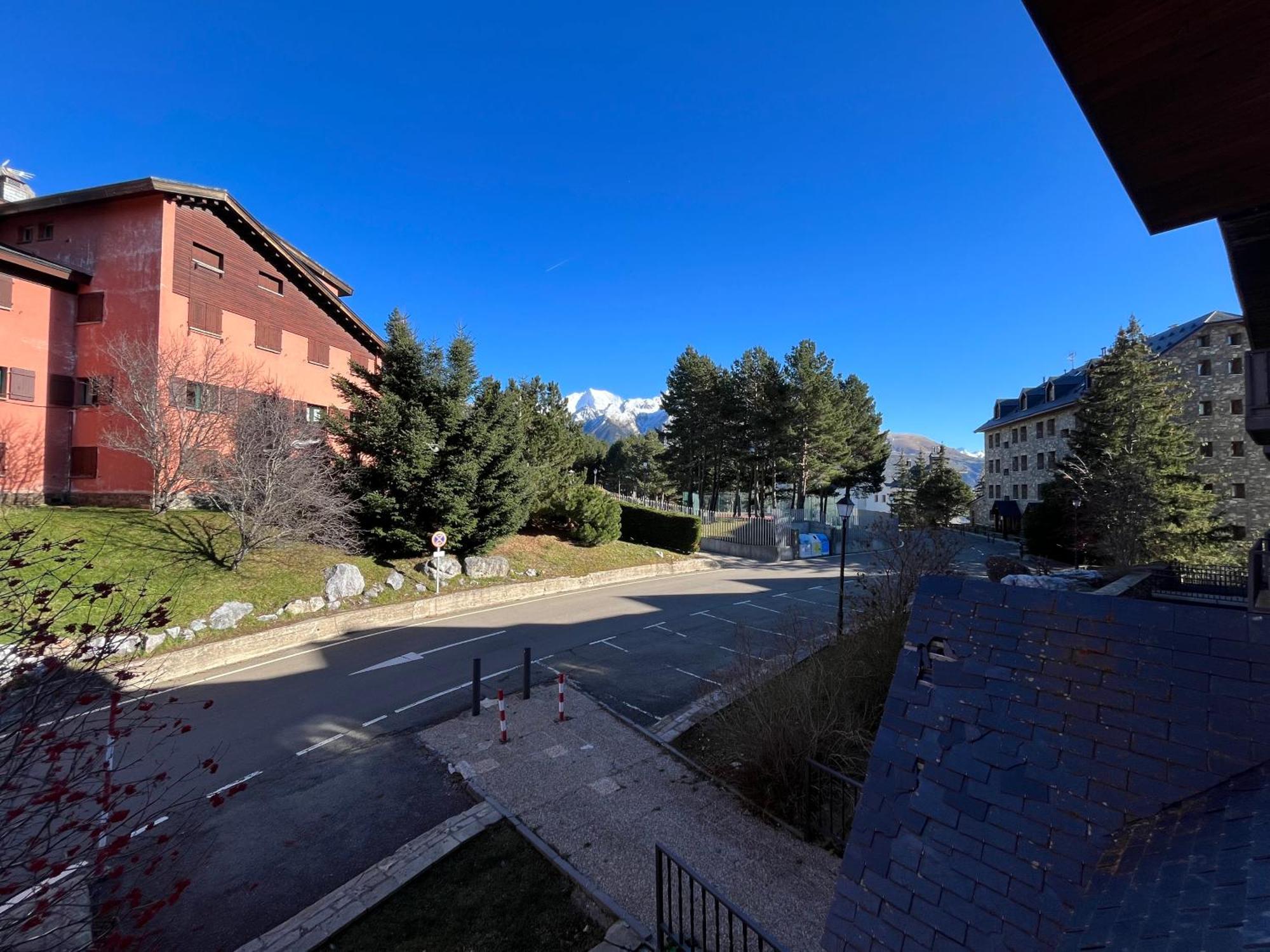 Apartamentos Baladrias Formigal Centro - Recien Reformado Buitenkant foto